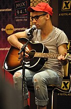 Jack Antonoff performing