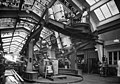 1934年紫金山天文台建台时从德国蔡司公司购置的600毫米反射望远镜，附石英分光镜与观测升降台，这是当时中国以至远东口径最大的天文望远镜。
