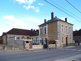The town hall in Chassy