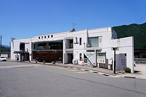 鸣子温泉站站房(2023年7月)