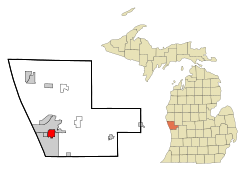 马斯基根海茨在马斯基根县及密歇根州的位置（以红色标示）