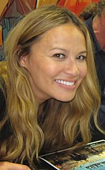 Moon Bloodgood is part Irish, Dutch, and Korean.[195][196]