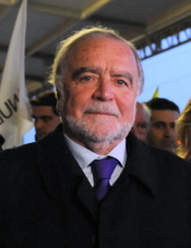 Presidenciais 2011 Manuel Alegre (cropped).png