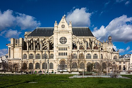 The South facade, with the transept in center