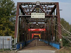 Illinois entrance to bridge