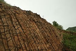 Columnar basalt formed by lava flows at Beşkonak village.