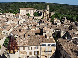 View of part of the town centre with Saint-Théodorit Cathedral and Fenestrelle Tower