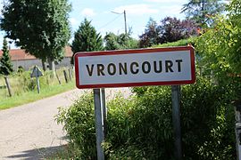 An entrance sign into Vroncourt