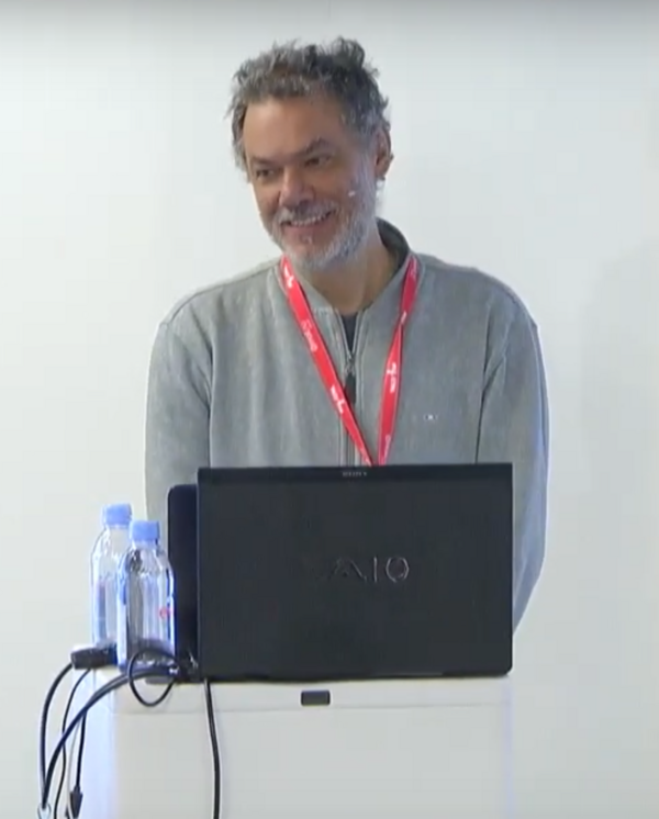 罗伯托·耶鲁萨林斯希，Lua语言的开发者