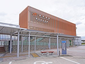 JR新所原站北口（2022年10月8日）