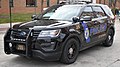 正在巡逻的美国俄亥俄州阿克伦市警察局的16款福特探险者警车 为3.5升 V6双涡轮增压发动机