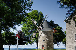 潘特克莱尔风车（英语：Pointe-Claire Windmill）