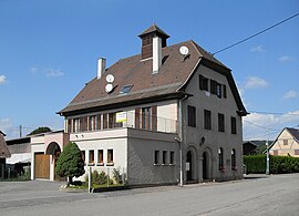 The village hall in Linsdorf