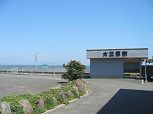 站房與有明海(2006年4月)