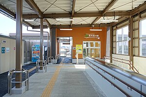 泉外旭川站入口（2021年3月）