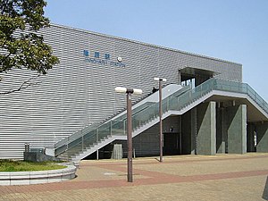 车站大楼 （2006年（平成18年）3月）