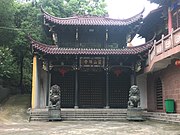A hall of Lingshan Temple.