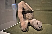 Kneeling human figure, 1200–600 BCE