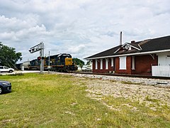 CSX train passing the historic Fort Meade Depot on the former Charlotte Harbor Division