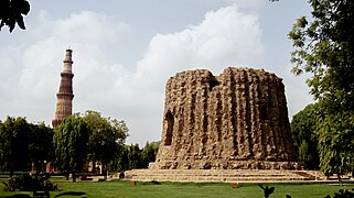 The unfinished Alai Minar