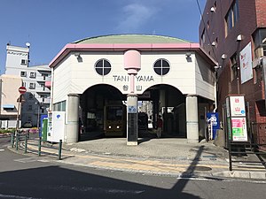 车站大楼（2018年5月5日）