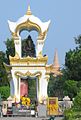 Ganesh memorial, with Phra Pathom Chedi in the background