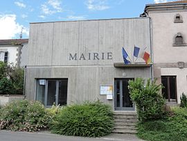 The town hall in Hénaménil