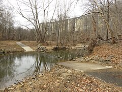 Holmes Run Trail 7th crossing