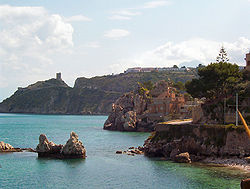 The coast of Altavilla Milicia