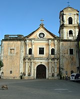 地震后仅存一座钟楼的圣奥古斯丁教堂