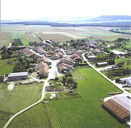 An aerial view of Bagneux
