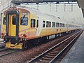 员林车站于1997~1998年间偶尔可见2组6辆EMU300型停放于侧线