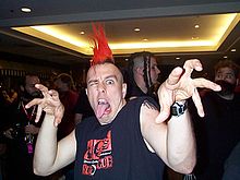 Founding member and singer Andy Deane of Bella Morte at Dragon Con in 2006