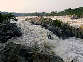 春季洪水期间河