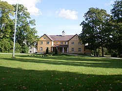 Põlula manor estate (now, Põlula School)