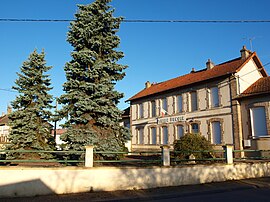 The town hall in Villebougis