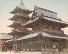 Tinted photo of the larger main hall and pagoda around 1880, prior to the downscaled modern reconstruction. Taken by Kusakabe Kimbei.