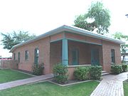 The Newton/Warner House (Methodist Parsonage) was built in 1910 and was originally located at 718 S. Maple St. It was dismantled and rebuilt at 150 S. Ash Ave in 1992 in Tempe's Olde Towne Square. The house is listed as "Historic" in the Tempe Historic Property Survey.