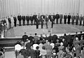 1958年12月18日，国防部参谋总长王叔铭上将在台北介寿堂代表政府以勋奖章颁赠给在八二三战役中，参与及协助台湾海峡作战的美军驻台陆、海、空军官兵