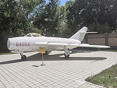 空军新疆航空队纪念馆所展出的歼-5战斗机