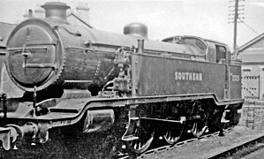 J1 4-6-2T No. 325 at Tunbridge Wells West, 1946