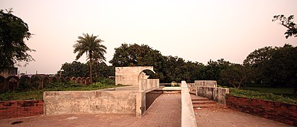 Tomb of Bir Sreshtho Captain Mohiuddin Jahangir and Major Nazmul Huq