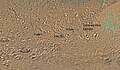 火星挪亚区地图，主要地理特征均有标示。罗素撞击坑接近底部左方。