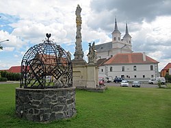 Centre with the Church of the Holy Trinity