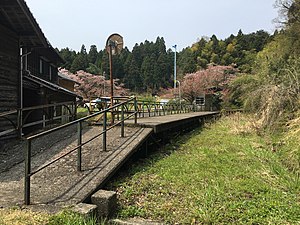 站台 (2016年4月)