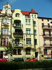 View of the facade on Freedom Square