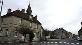 The town hall in Auménancourt