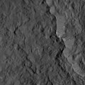 撞击坑环西缘近距离影像 （2016年1月）