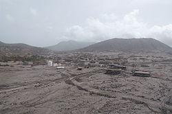 由于火山爆发，普利茅斯已被废弃，但仍为法定首府