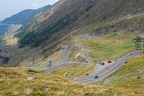 RO B Transfagarasan view towards the north from Balea Lake 2.jpg